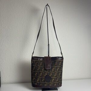 Fendi vintage shoulder bag